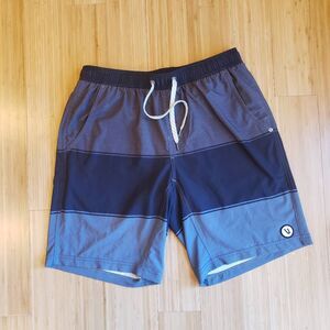 Vuori Shorts